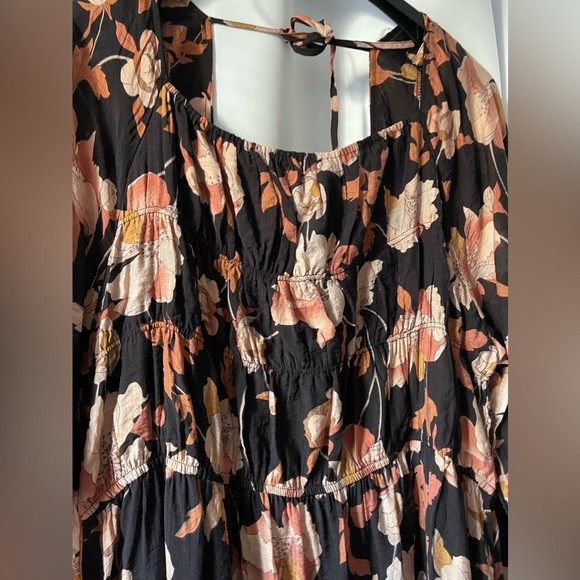 Romantic Floral Square Neck BOHO Modest Peasant Prairie  Smocked MIDI 
Dress - Picture 8 of 16